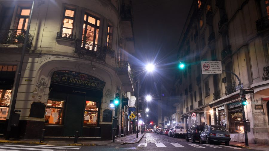 Vistas nocturnas de la Ciudad en cuarentena primera 20200625
