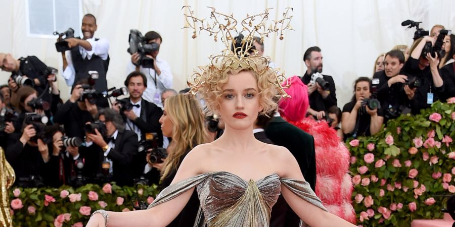 Julia Garner: ¿Será la próxima Madonna?