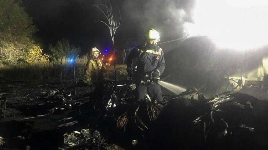 Una veintena de muertos al estrellarse un avión militar en el noreste de Ucrania.