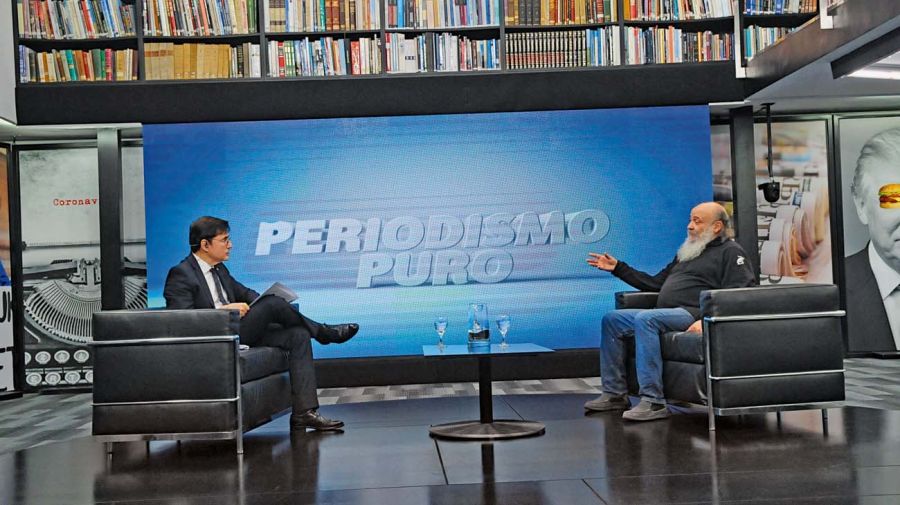 Emilio Pérsico, en el reportaje con Jorge Fontevecchia.