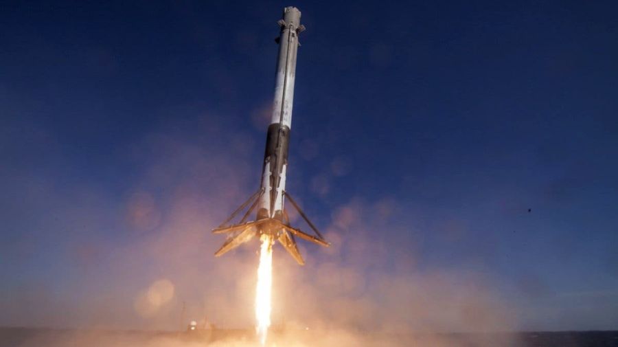 Desde adentro: así despega y aterriza un cohete Falcon 9
