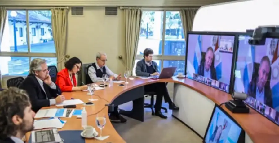 25_10_2020_Cedoc_Perfil_Schiaretti y Fernández en videoconferencia