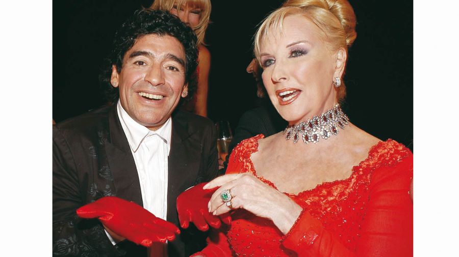 Diego Maradona en la fiesta de Caras