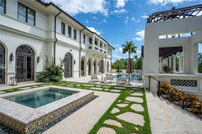 La casa de Marc Anthony by Miami MLS