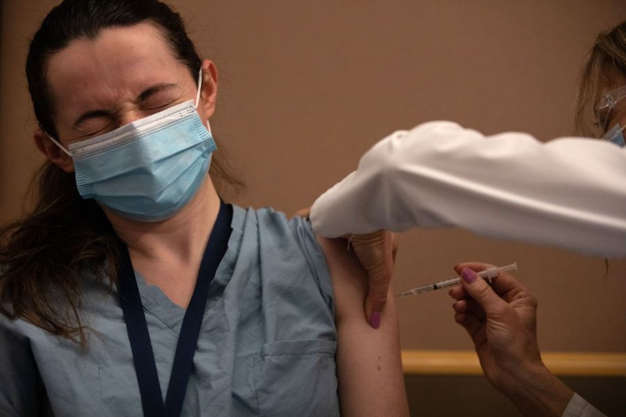 Michigan Medicine Distributes Covid-19 Vaccine To Medical Workers