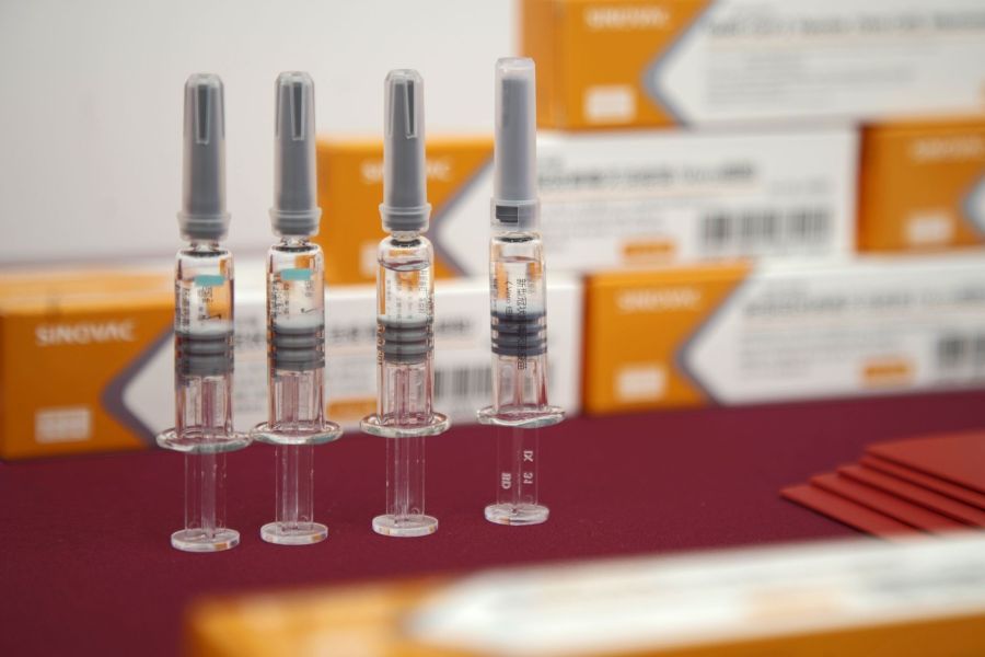 Sinovac Seeks Covid Vaccine Approval Globally, CEO Says