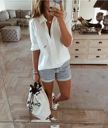 Marie Claire | Ideas de look de verano con camisa blanca