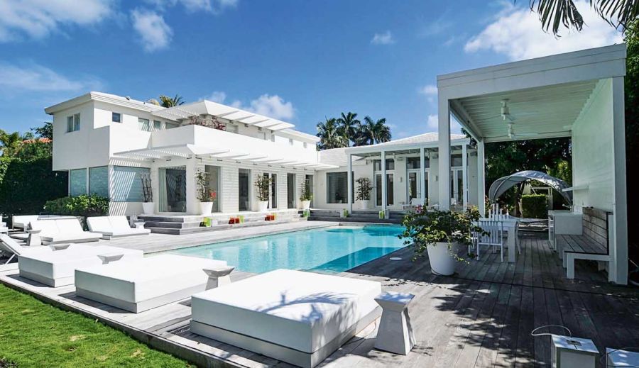 SHAKIRA VENDE SU MANSION DE MIAMI