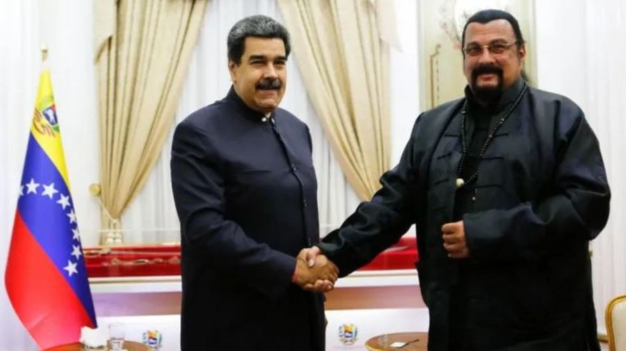 Nicolas Maduro y Steven Seagal