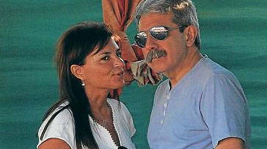 Anibal Fernandez y su esposa 0521