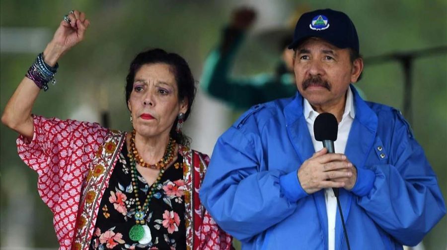 el presidente de Nicaragua, Daniel Ortega, junto a la vicepresidenta, Rosario Murillo 20210603