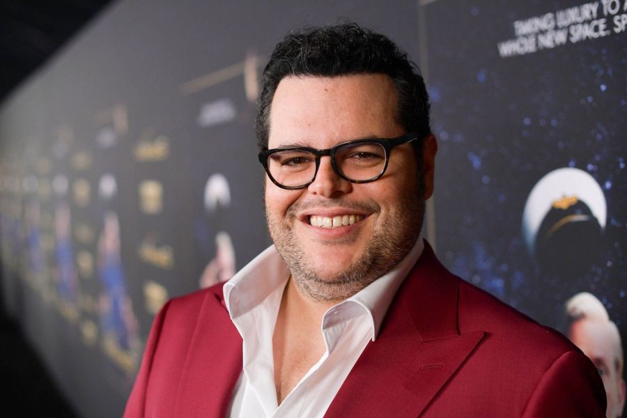 Josh Gad