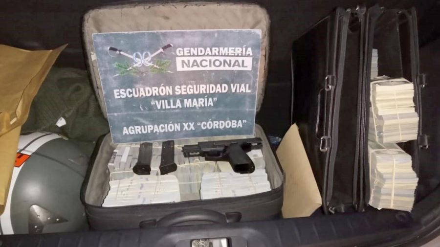 En control vehicular incautan un millón de dólares y armas en Córdoba 20210709