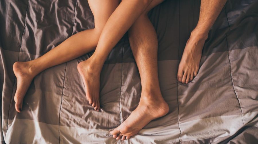 Sexo y placer: por qué hacerlo frente al espejo despierta el erotismo 