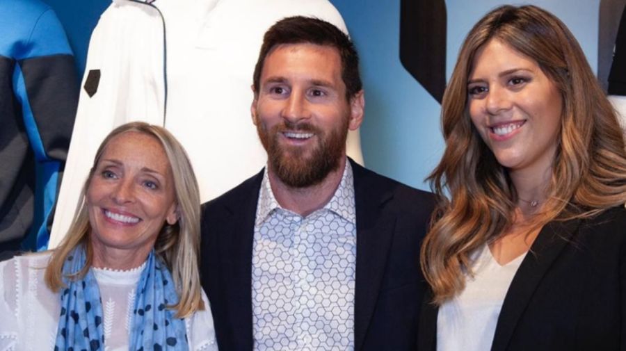 Messi junto a Giny Hilfiger y su hermana María Sol