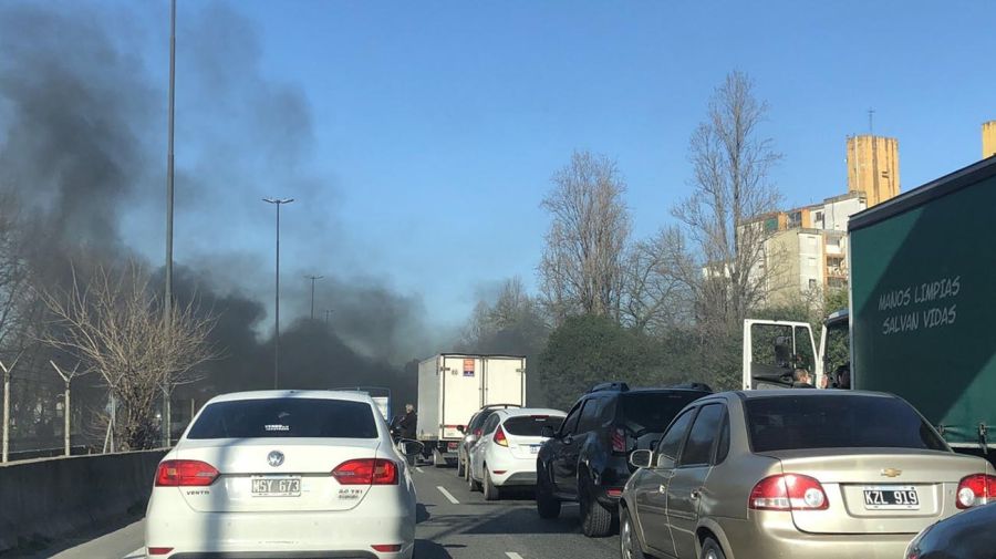 Corte Autopista Dellepiane 20210729