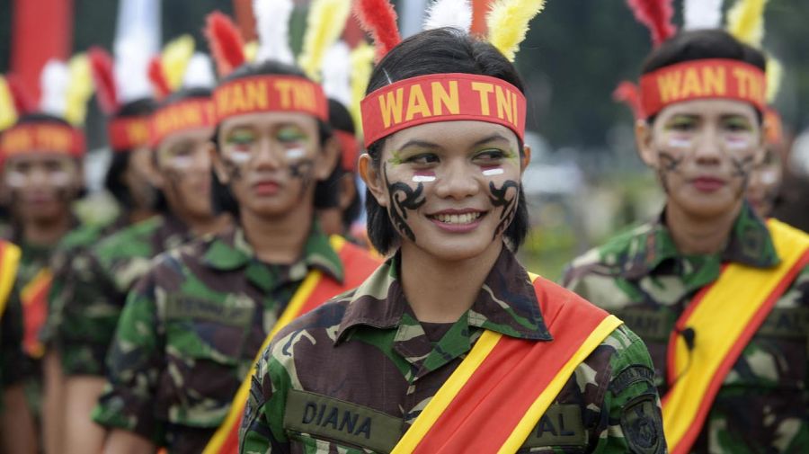 Mujeres en el Ejército de Indonesia 20210809