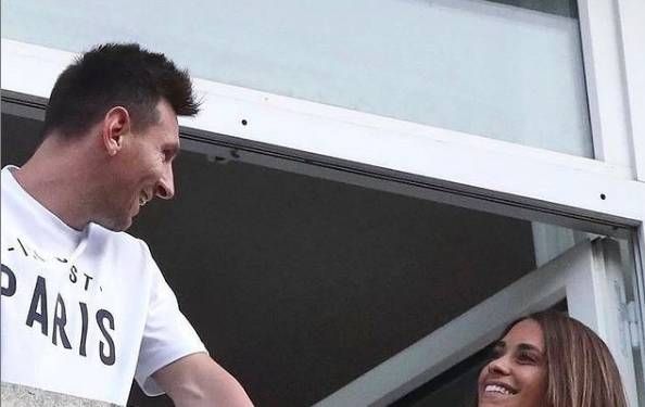 Leo Messi en París: el gesto de Wanda Nara que la acerca a Anto Roccuzzo
