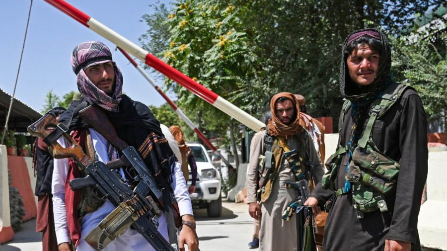 primer día de Afganistán bajo gobierno Talibán 20210817