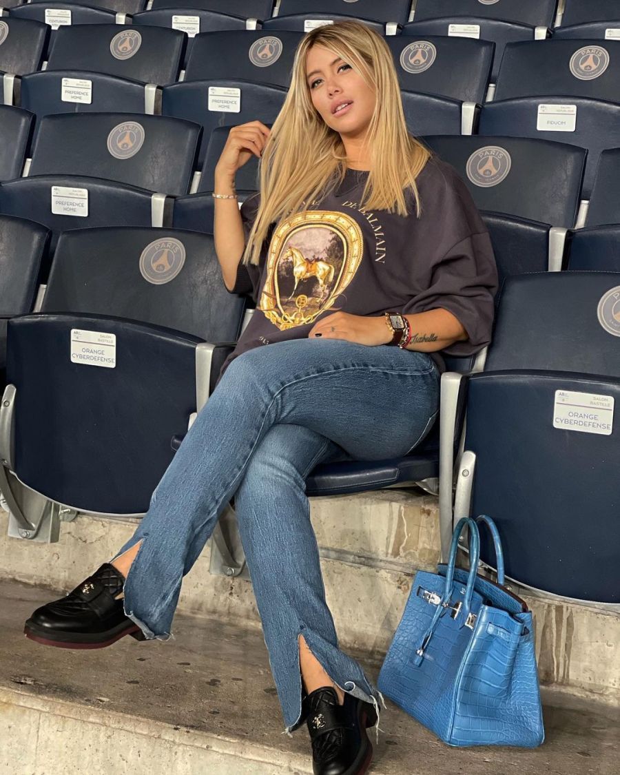 Enterate cuánto cuestan los mocasines que usa Wanda Nara para ir a la cancha