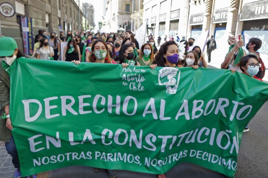 El Congreso de Chile dio media sanción a la despenalización del aborto