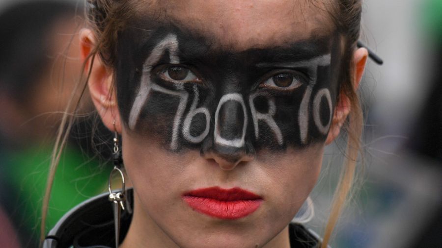 Fotogaleria Colombia Una mujer participa en una manifestación exigiendo la despenalización del aborto durante el Día de Acción Global por el Aborto Legal y Seguro en América Latina y el Caribe