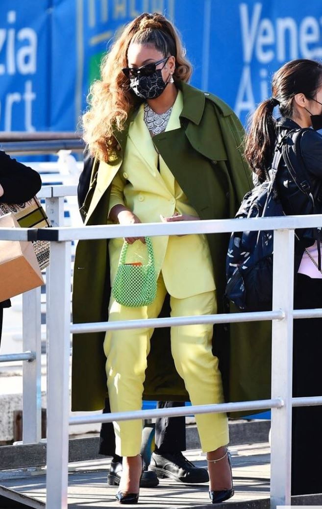 Beyoncé verde