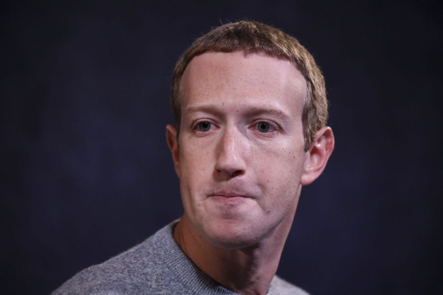 Facebook CEO Mark Zuckerberg And News Corp CEO Robert Thomson Debut Facebook News
