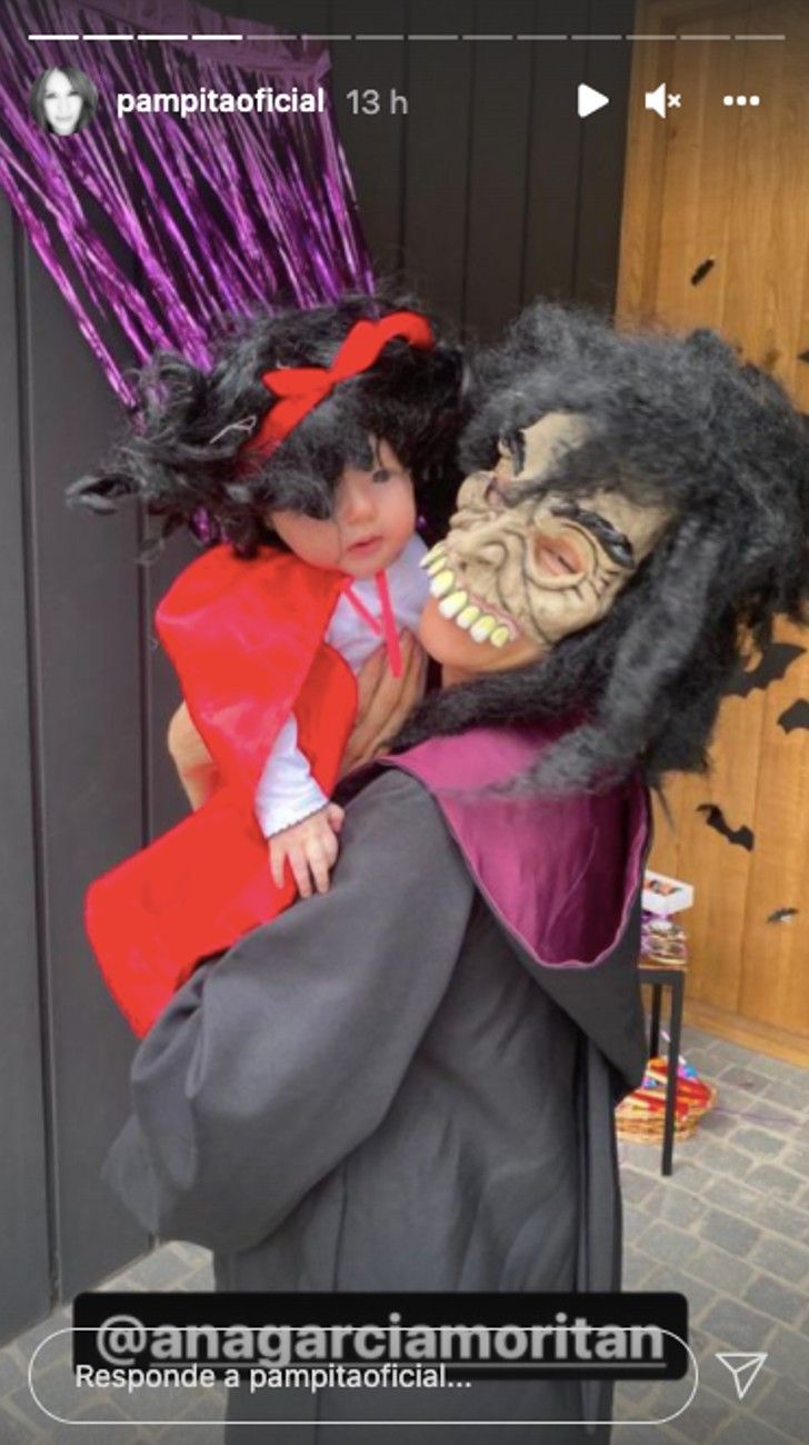 Pampita compartió el primer disfraz de Halloween de Ana García Moritán 