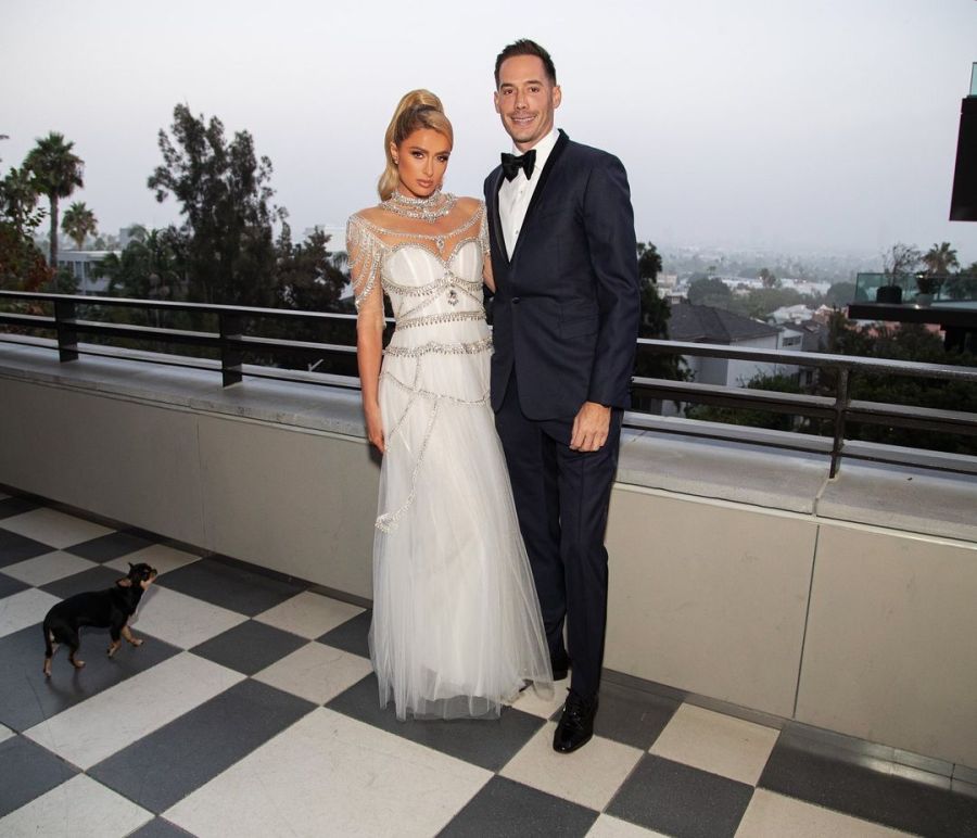 Paris Hilton se casó con Carter Reum y así fue su vestido de novia por Oscar de la Renta