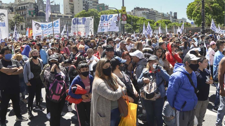 Marcha en Plaza de Mayo-20211117