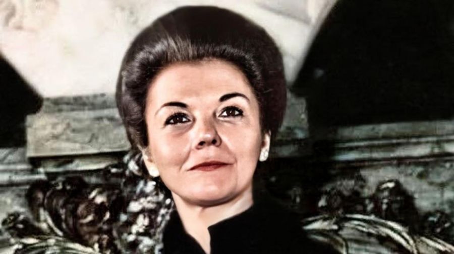  María Estela Martínez de Perón 