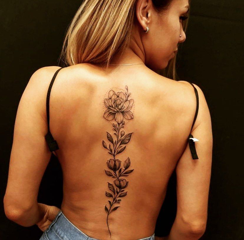 Barby Silenzi impactó en las redes sociales con su tatuaje gigante