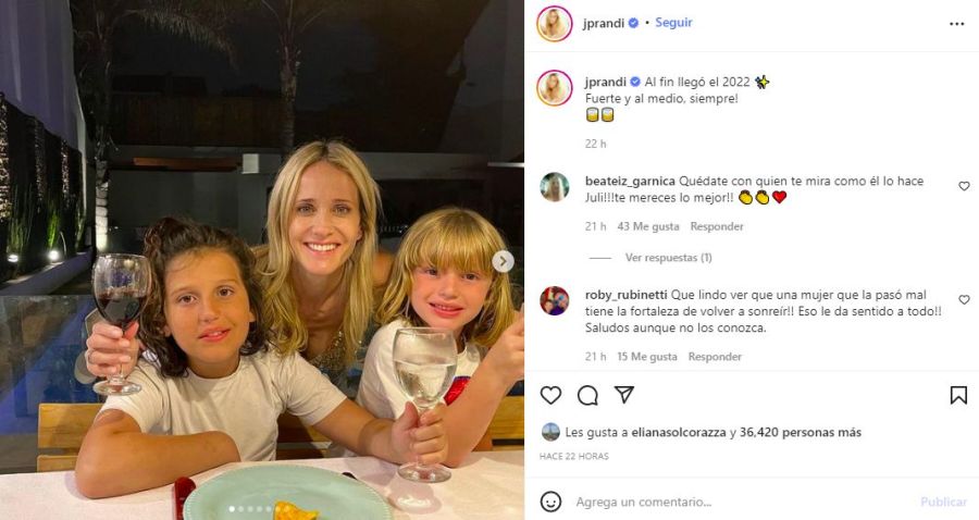 Julieta Prandi recibió el 2022 junto a sus hijos y Emanuel Ortega