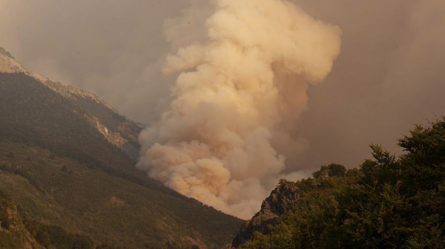 INCENDIOS-BARILOCHE 20220113