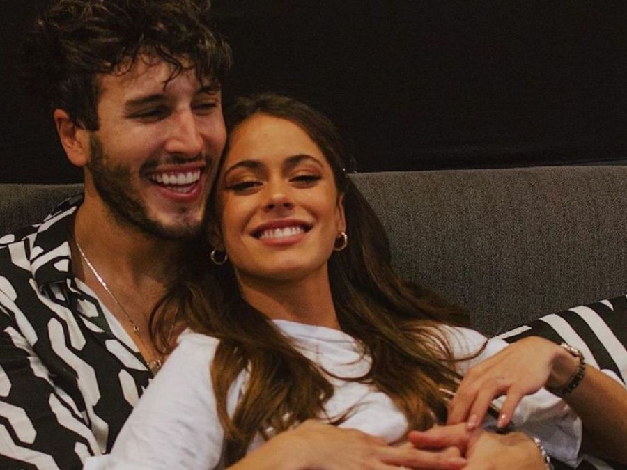 Sebastián Yatra y Tini Stoessel 