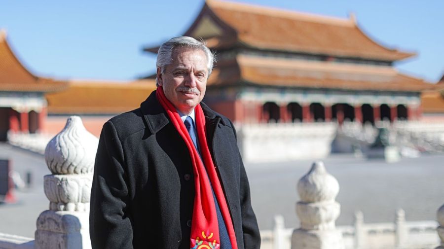 El presidente Alberto Fernández, en su gira en China.