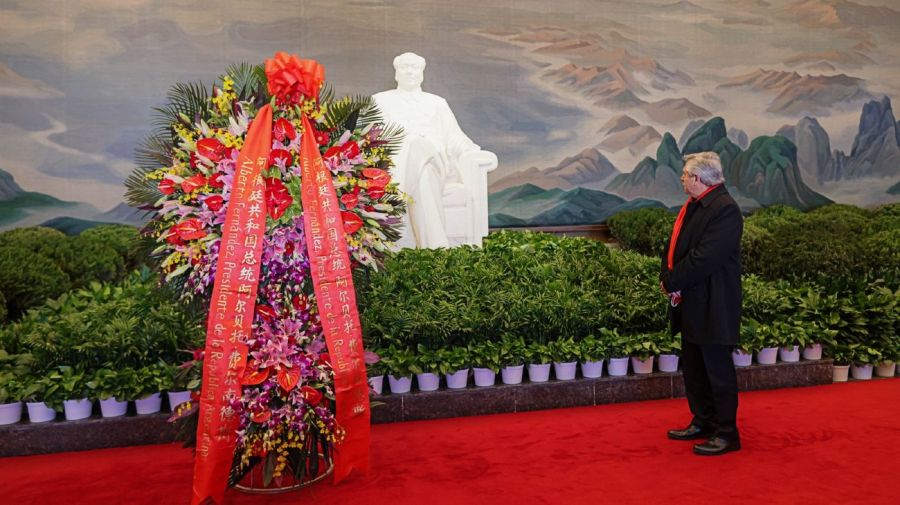 El presidente Alberto Fernández, en su gira en China.