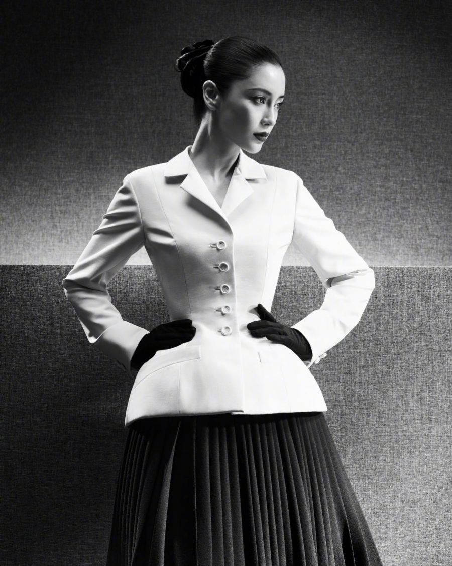 La icónica chaqueta Bar de Dior cumple 75 años 