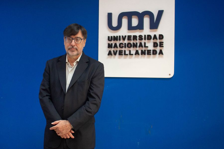 Jorge Calzoni, rector de la Universidad de Avellaneda