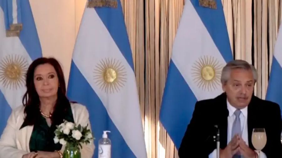 Cristina Fernández de Kirchner en abril 2020, junto al Presidente Alberto Fernández en Olivos.