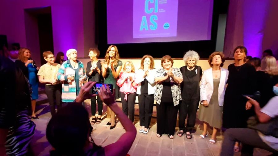 Día de la Mujer - Reconocimiento a periodistas argentins