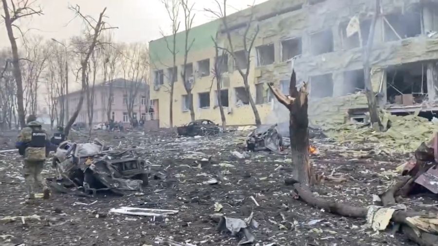 Bombardearon un hospital pediátrico en Mariupol, Ucrania