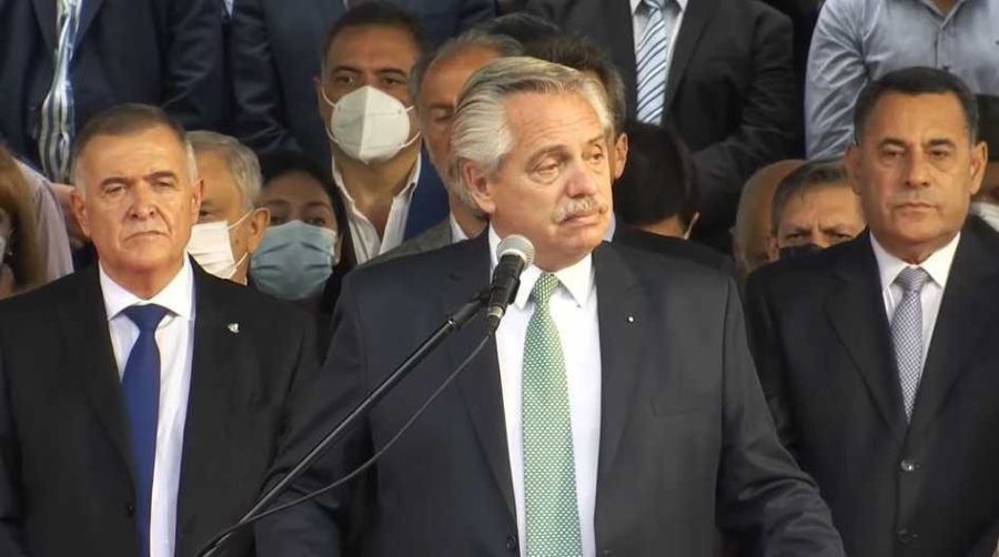 El presidente Alberto Fernández encabezó un acto en la Casa de Gobierno de Tucumán 