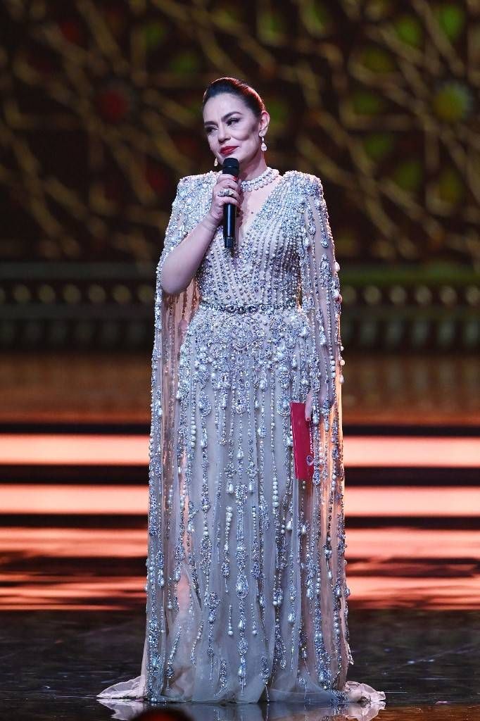 Sorteo Mundial Qatar 2022: el impactante look de Sherihan, la cantante que abrió el gran show