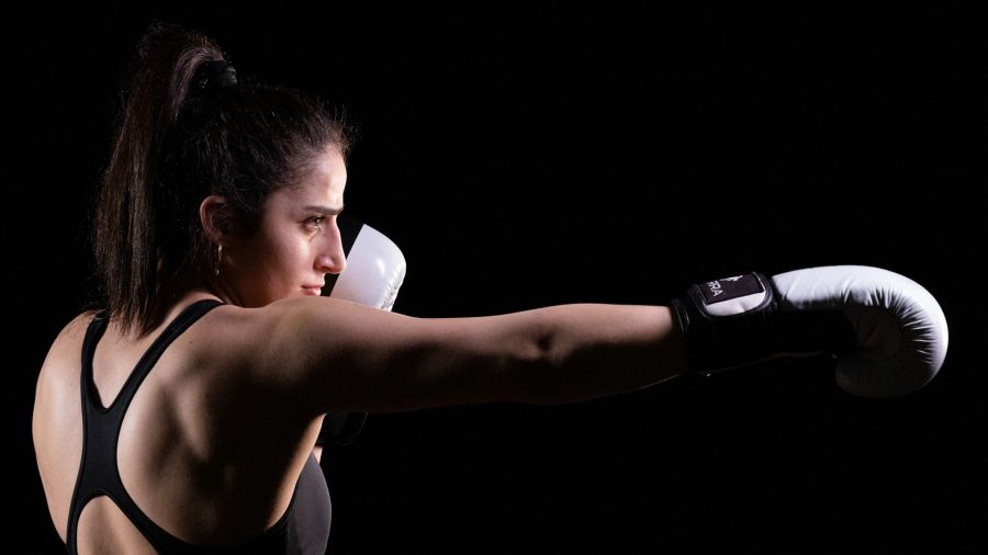 Fotogaleria La campeona mundial libanesa de MMA Sandra Succar posa durante una sesión de estudio en un centro de entrenamiento en la ciudad costera de Ghazir
