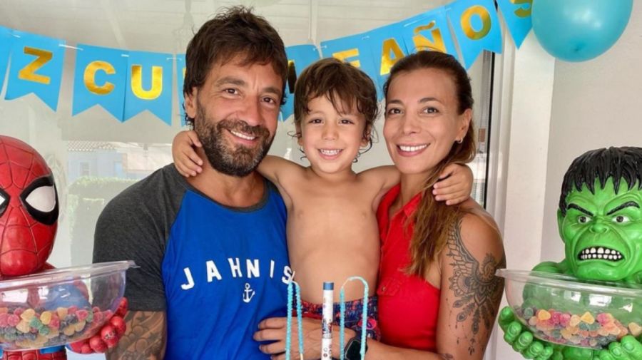 Gustavo Conti junto a su familia