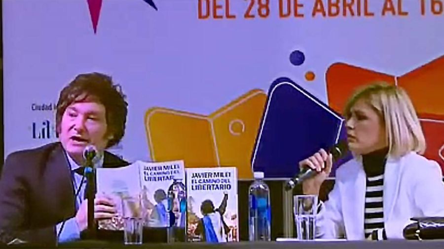 Javier Milei y Viviana Canosa en la Feria del Libro