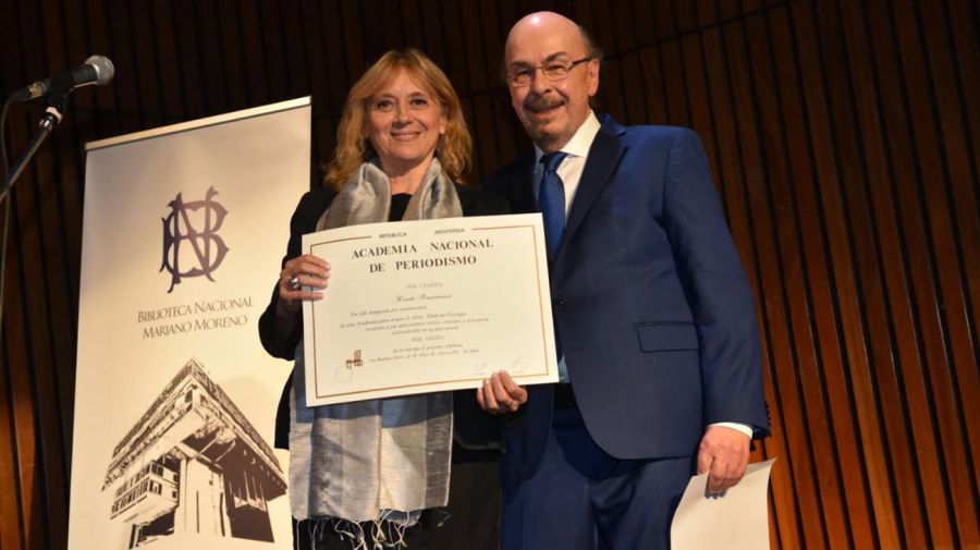 Diplomas de la academia nacional de periodismo 20220519