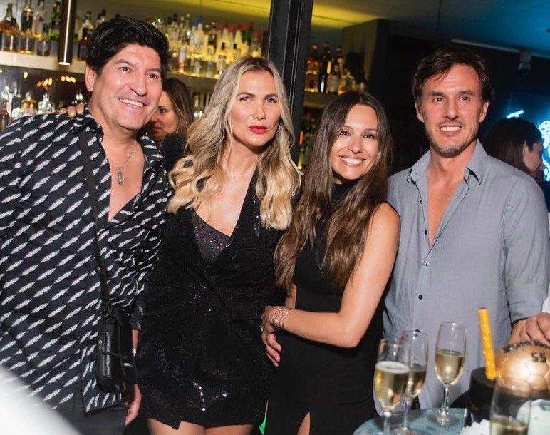 Pampita, Roberto García Moritan, Ivan Zamorano y María Alberó